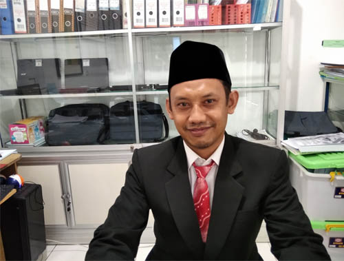 kepala-sekolah-mts-maarif-pringsurat-Alif-Sulisman-SE